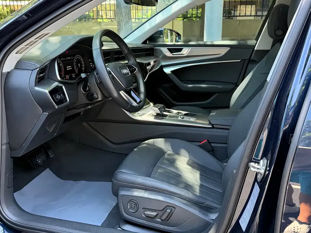 Audi A6 (Import) — фото 4