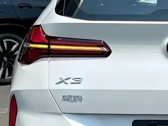BMW X3 — фото 2