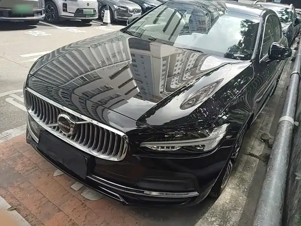 Volvo S90 — фото 8