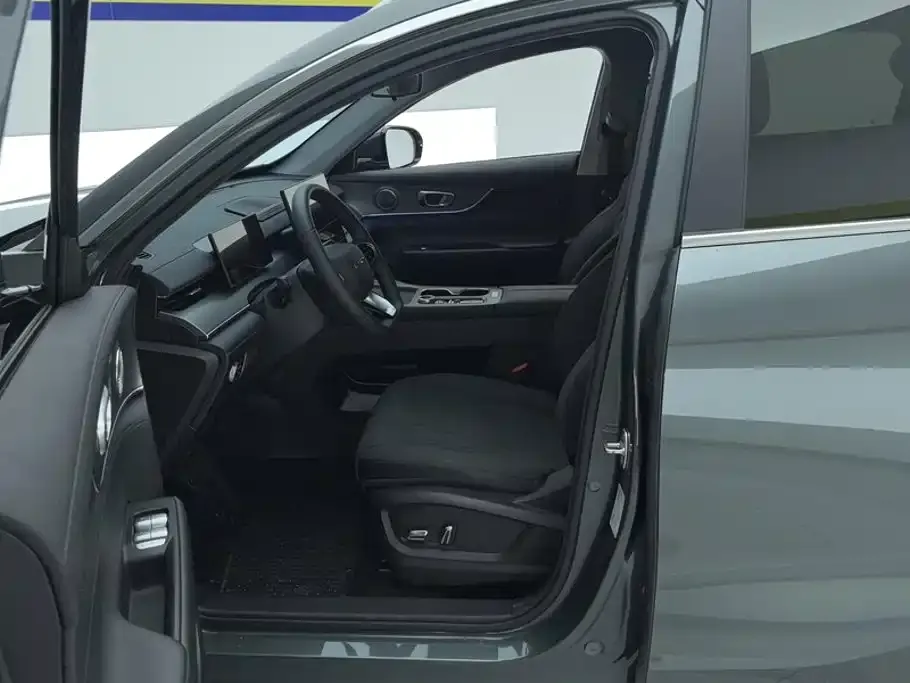 Chery Tiggo 8 PLUS — фото 10