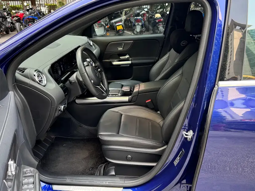 Mercedes-Benz GLA — фото 10