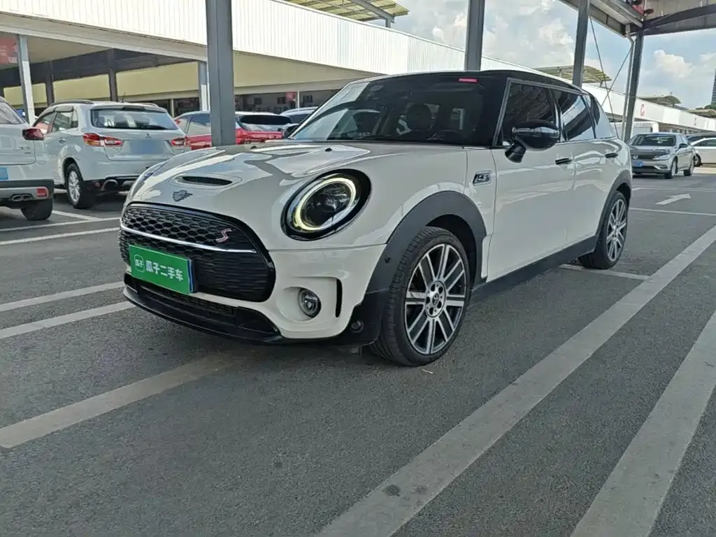 MINI Clubman — фото 5
