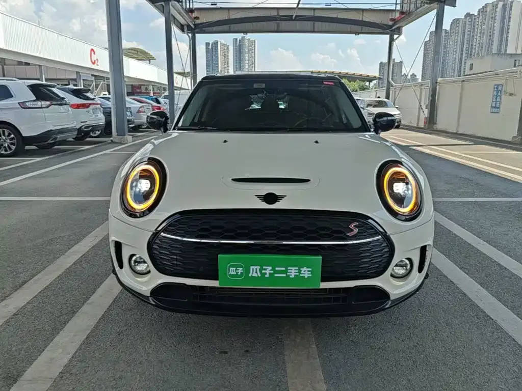 MINI Clubman — фото 7