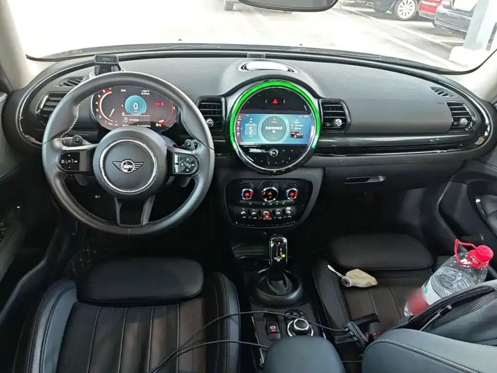 MINI Clubman — фото 4