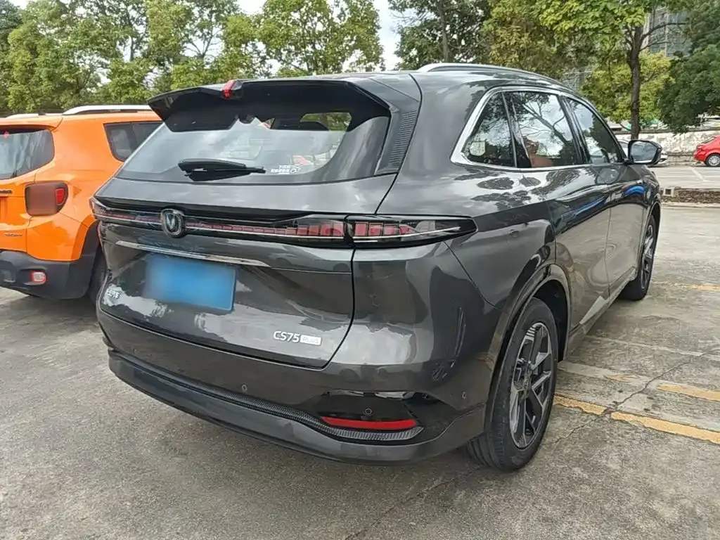 Changan CS75PLUS — фото 10