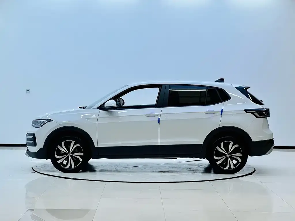 Volkswagen Tharu — фото 4