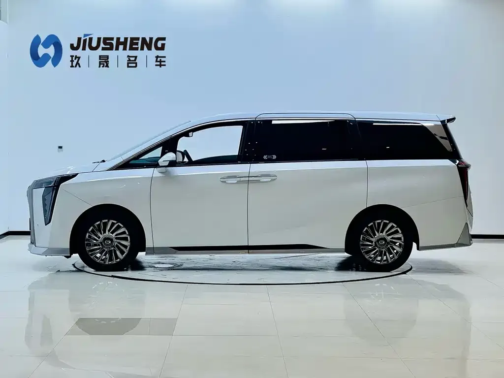 GAC Motor Trumpchi M8 — фото 5
