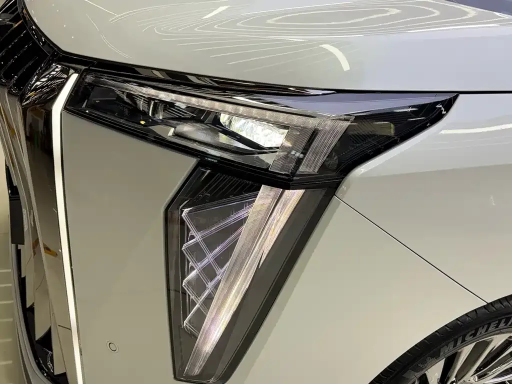 GAC Motor Trumpchi M8 — фото 8