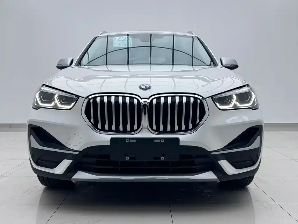 BMW X1 — фото 6