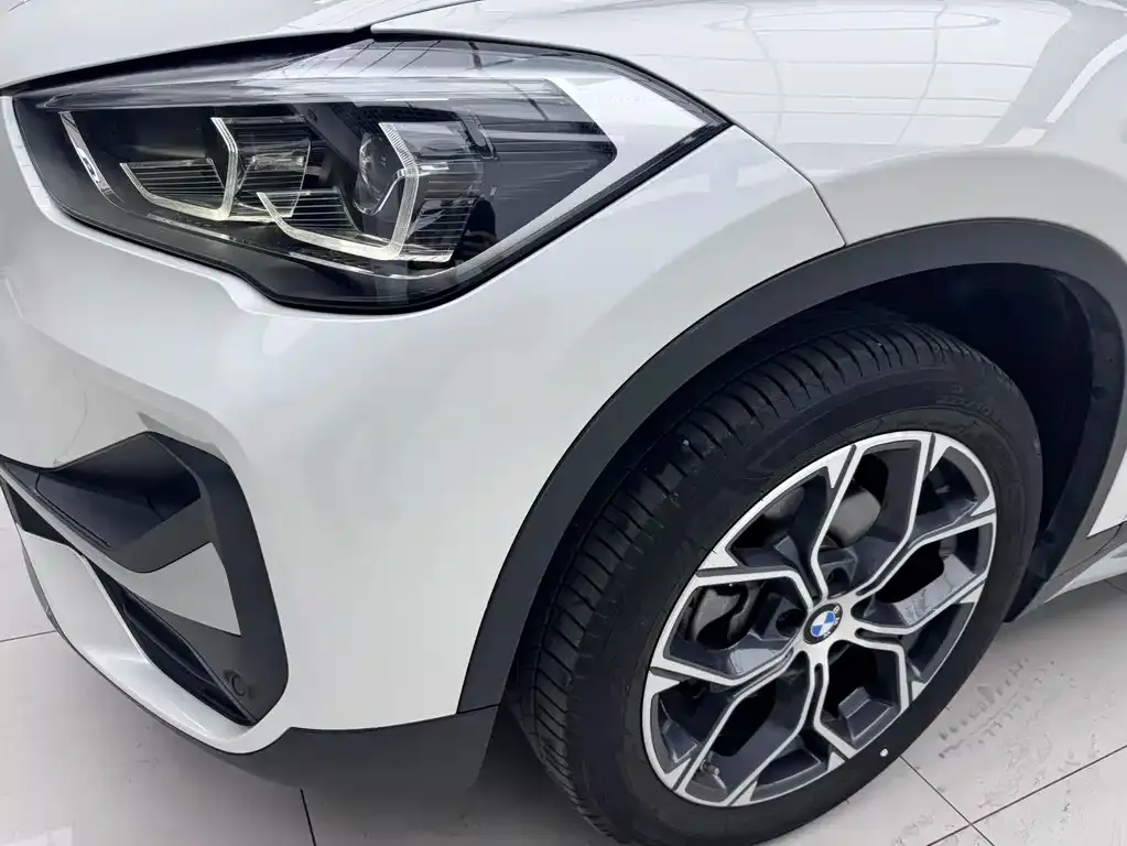 BMW X1 — фото 2