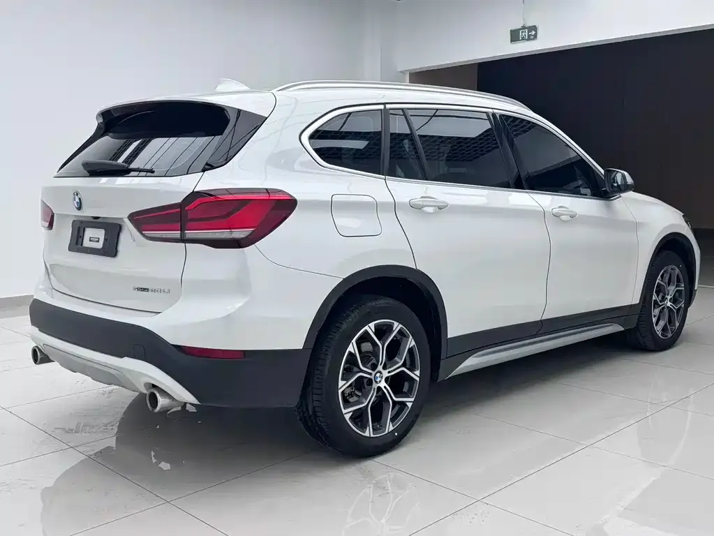BMW X1 — фото 4