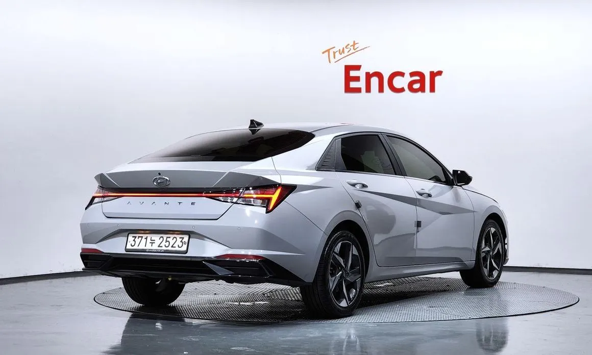 Hyundai AVANTE — фото 4