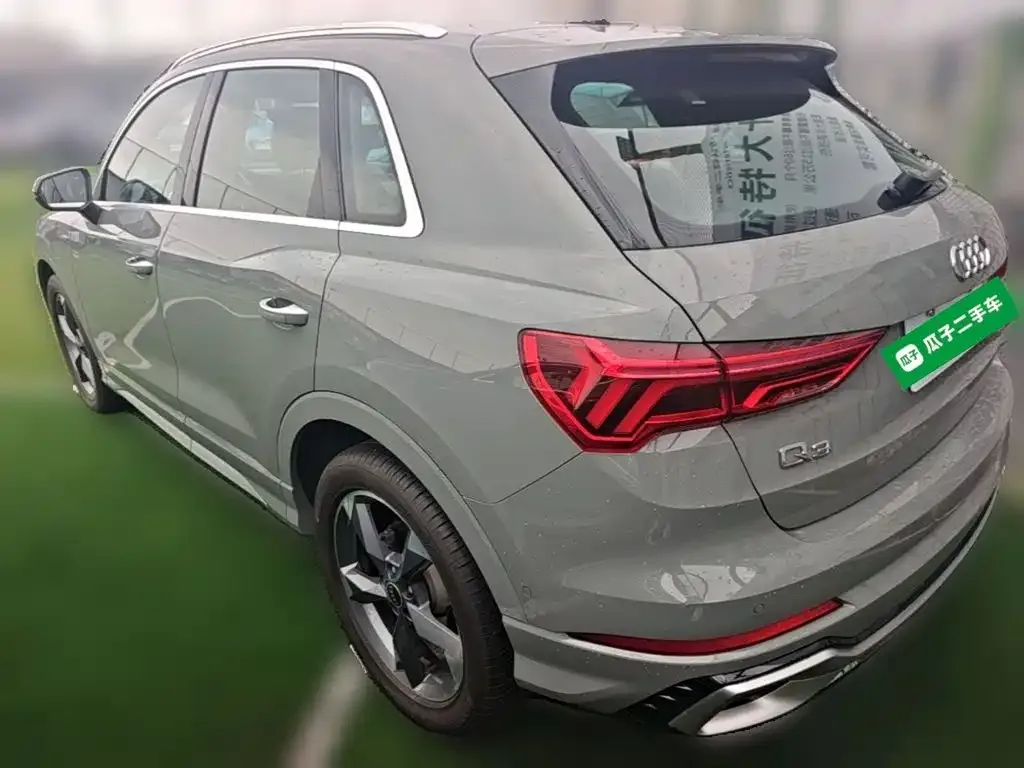 Audi Q3 — фото 10