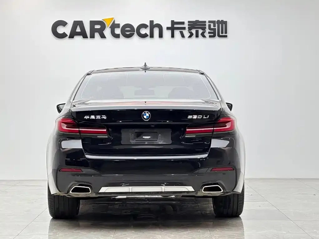 BMW 5 Series — фото 10