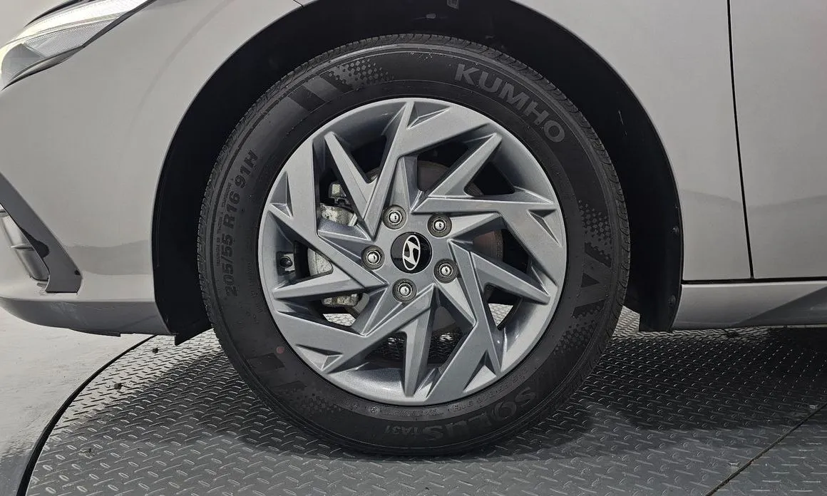 Hyundai AVANTE — фото 7