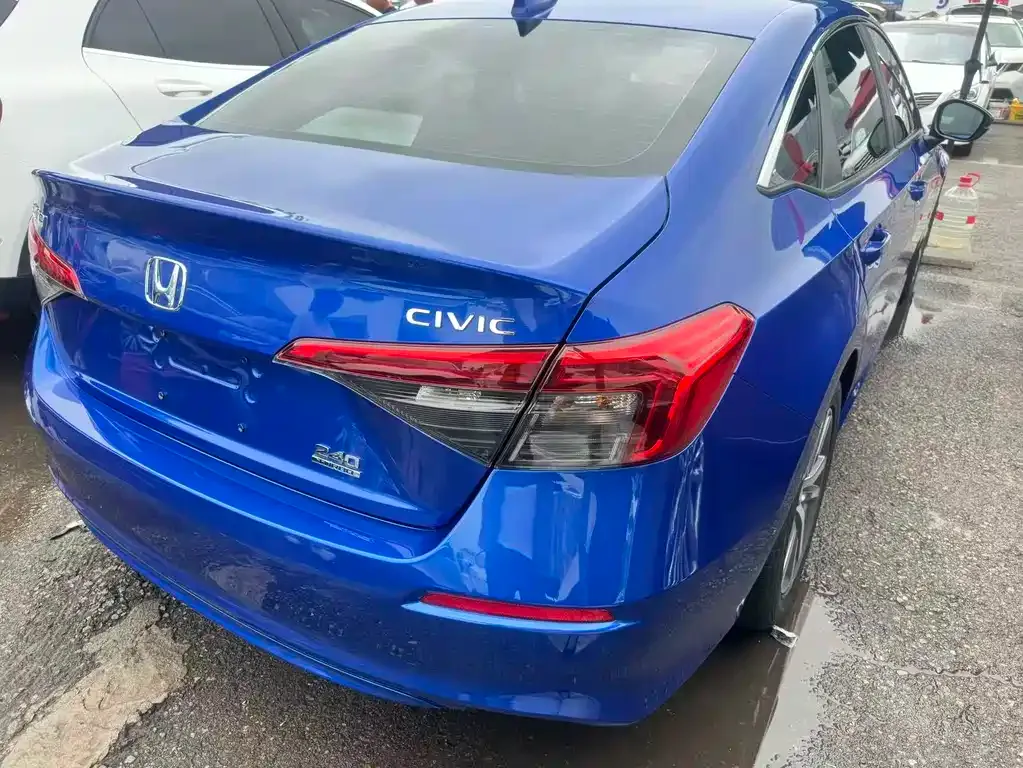 Honda Civic — фото 7
