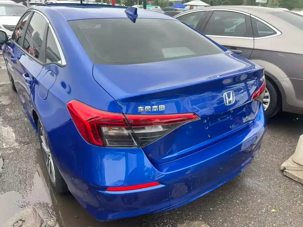 Honda Civic — фото 8