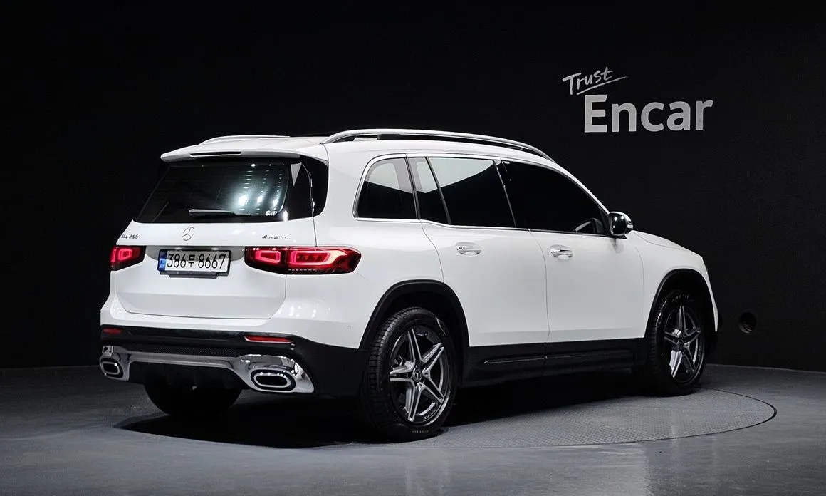 Mercedes-Benz GLB-Class — фото 8