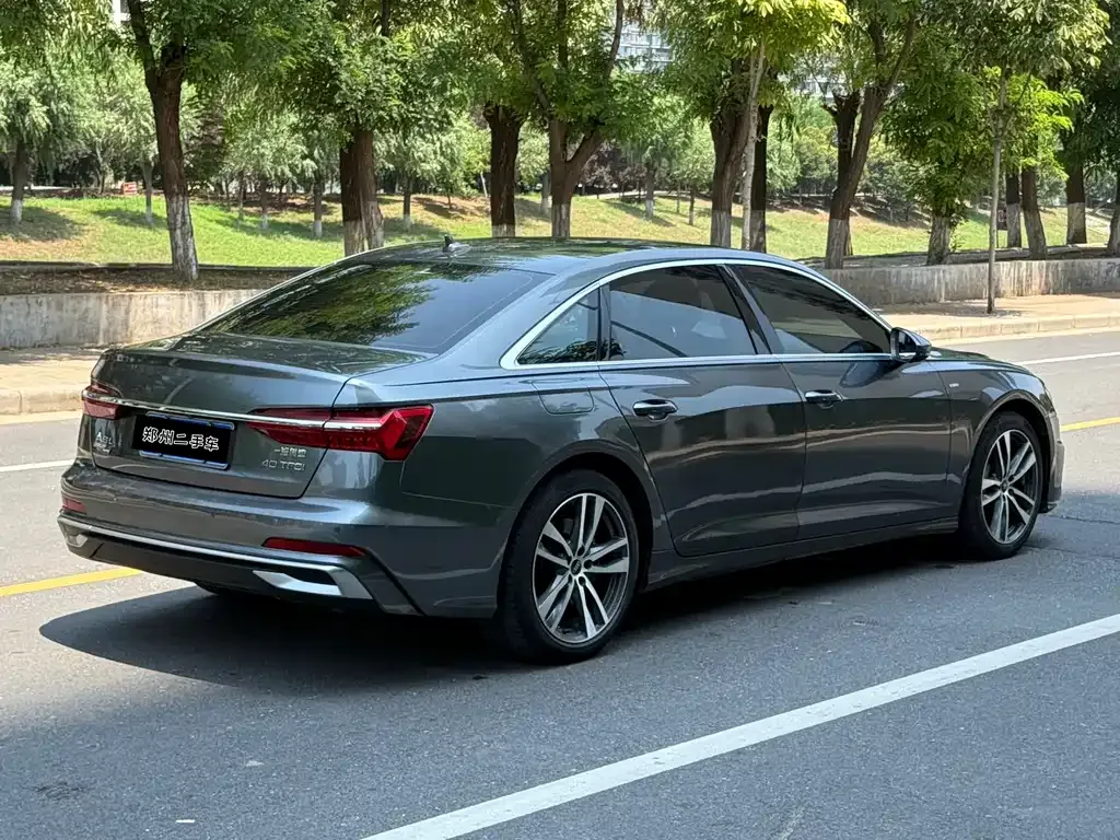 Audi A6L — фото 5