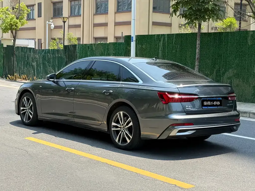 Audi A6L — фото 4