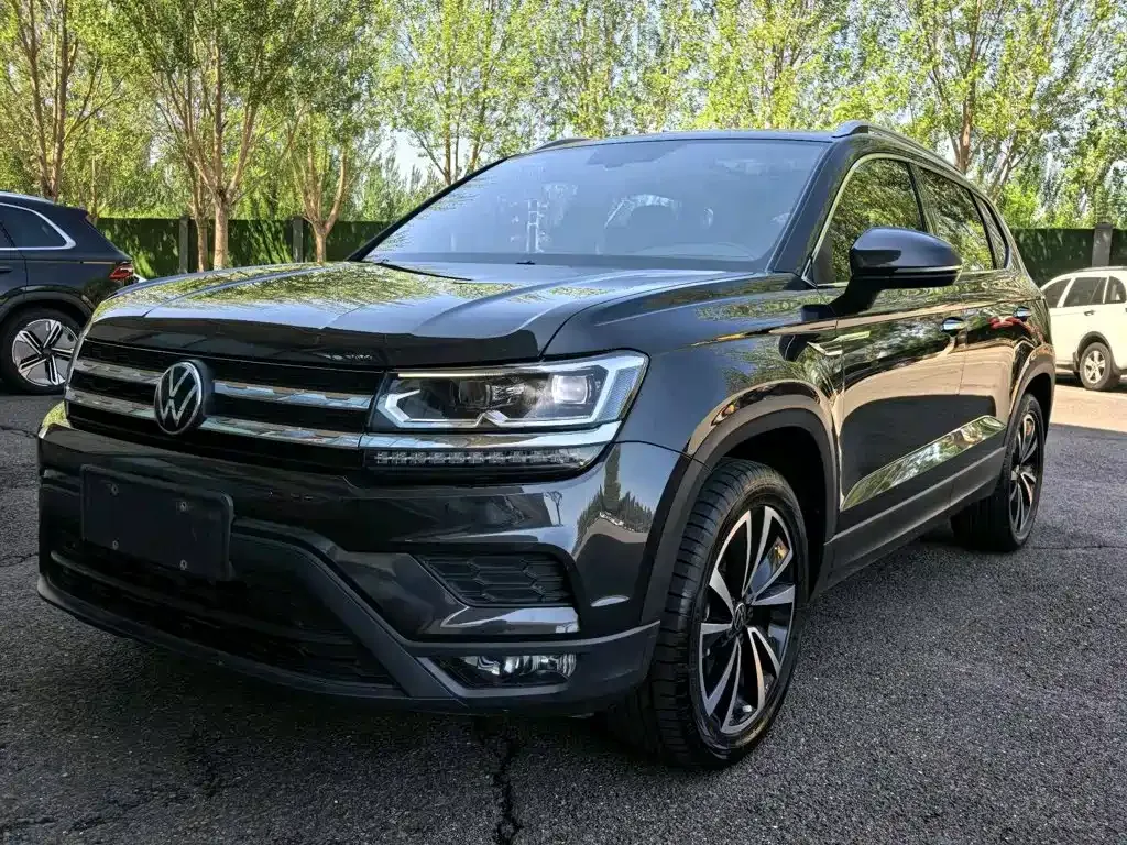 Volkswagen Tharu — фото 1