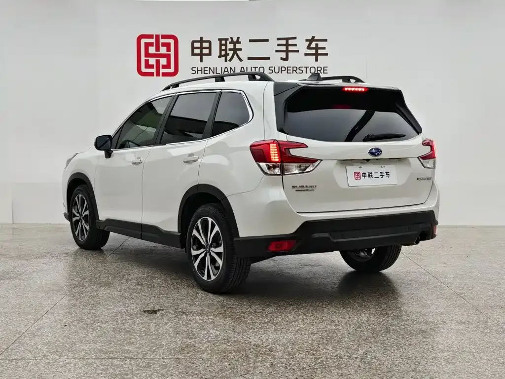 Subaru Forester — фото 9