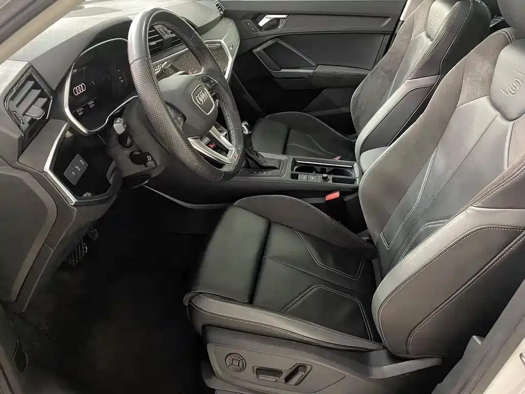 Audi Q3 Sportback 2022 из CN, фото 4