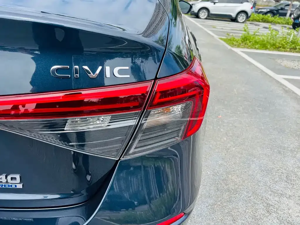 Honda Civic — фото 2