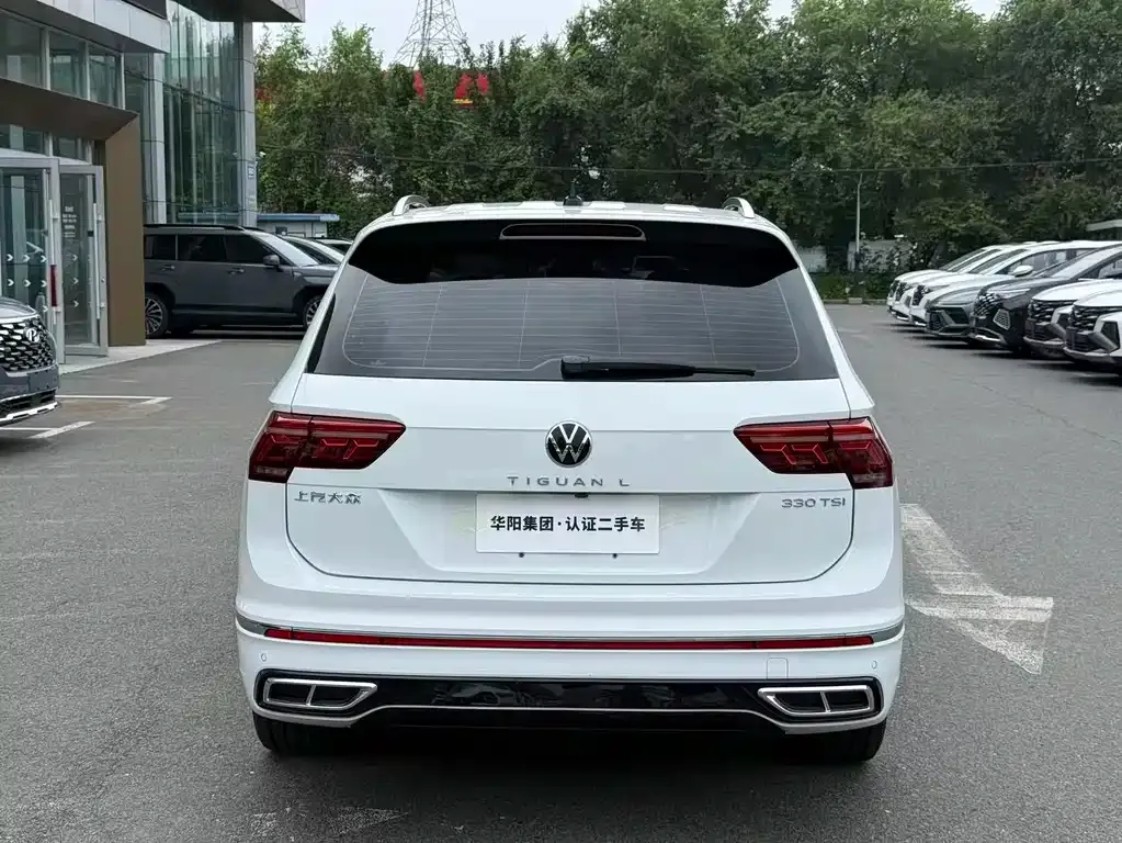 Volkswagen Tiguan L — фото 6