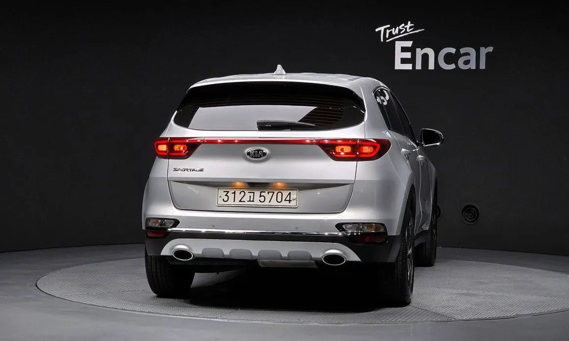 Kia Sportage — фото 7