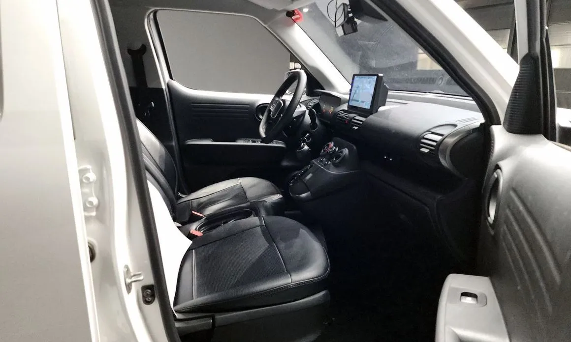 Hyundai Casper 2023 из KR, фото 7