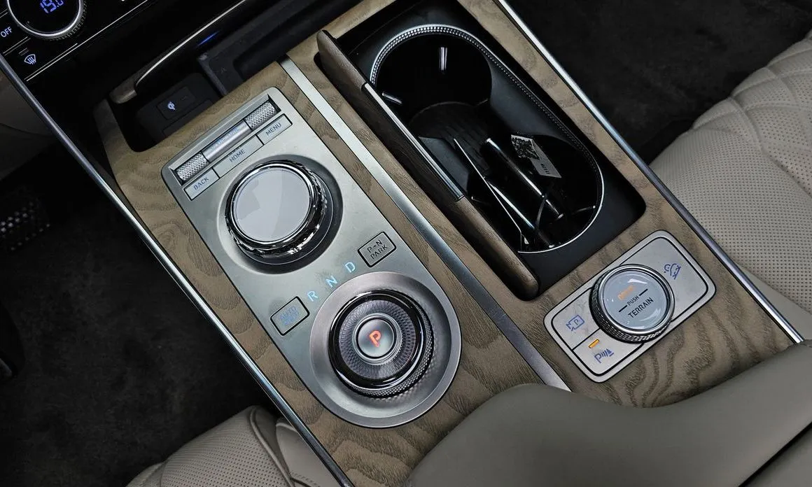 Genesis GV80 — фото 10