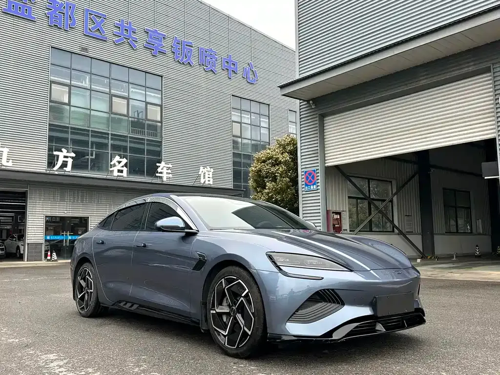 BYD Seal — фото 4