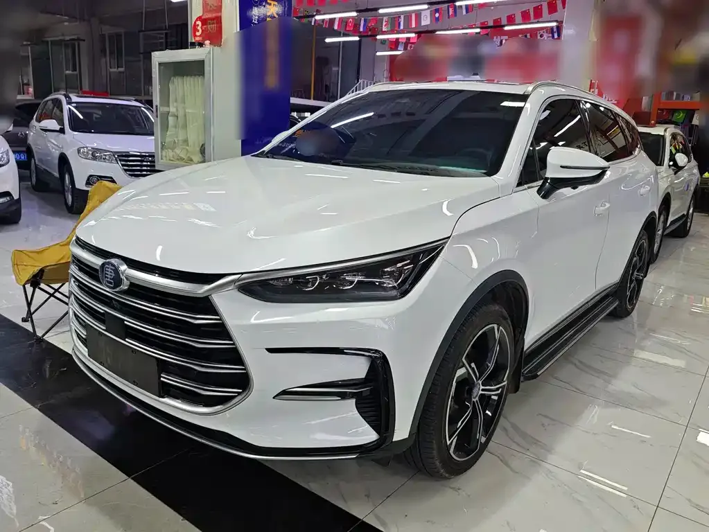 BYD Tang New Energy — фото 1