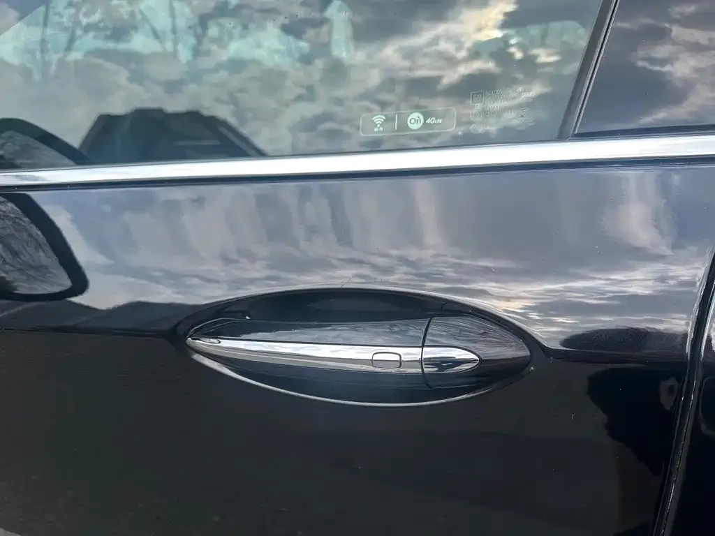 Buick Envision Plus — фото 2