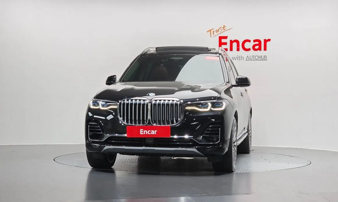 BMW X7 — фото 9