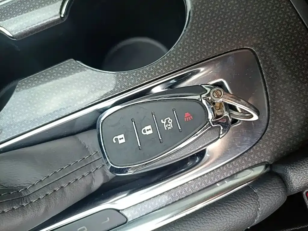 Chevrolet Malibu XL — фото 10