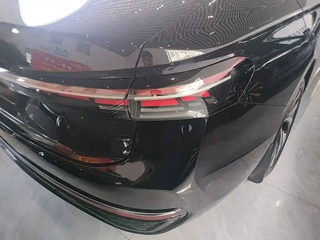 Volkswagen Passat — фото 9