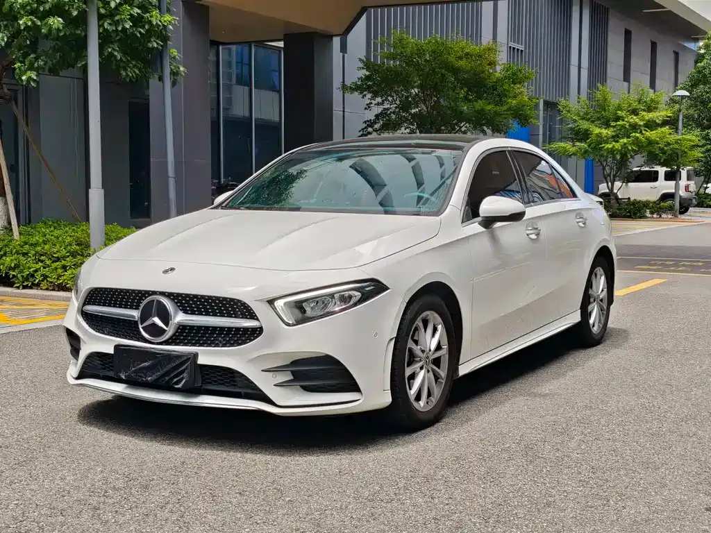 Mercedes-Benz A-Class — фото 1