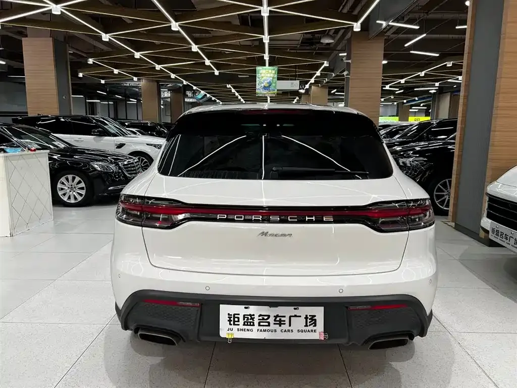 Porsche Macan — фото 10