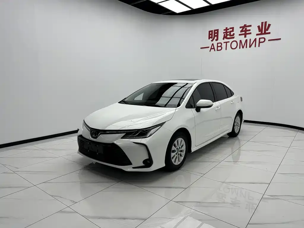Toyota Corolla — фото 4
