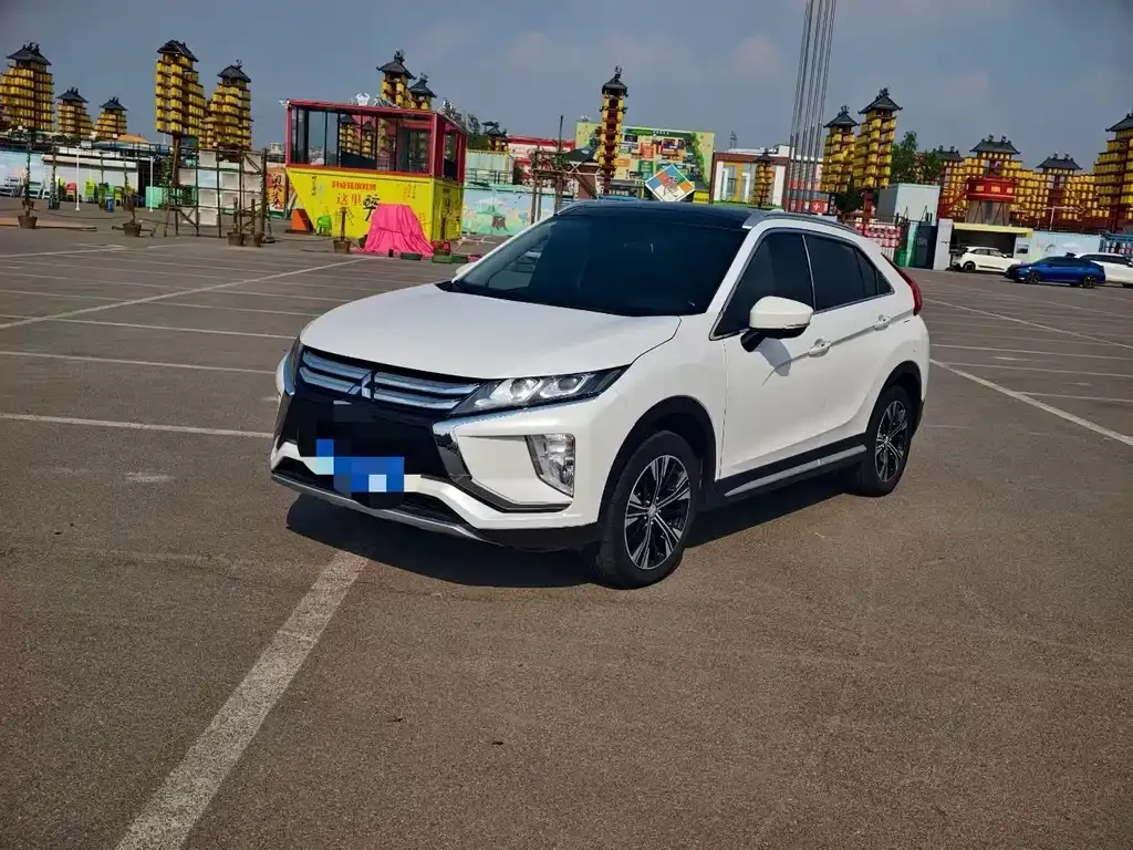 Mitsubishi Eclipse Cross — фото 6
