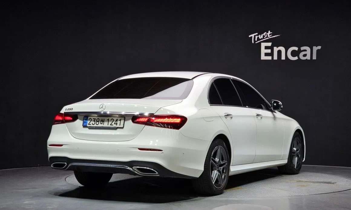 Mercedes-Benz E-Class 2023 из KR, фото 6