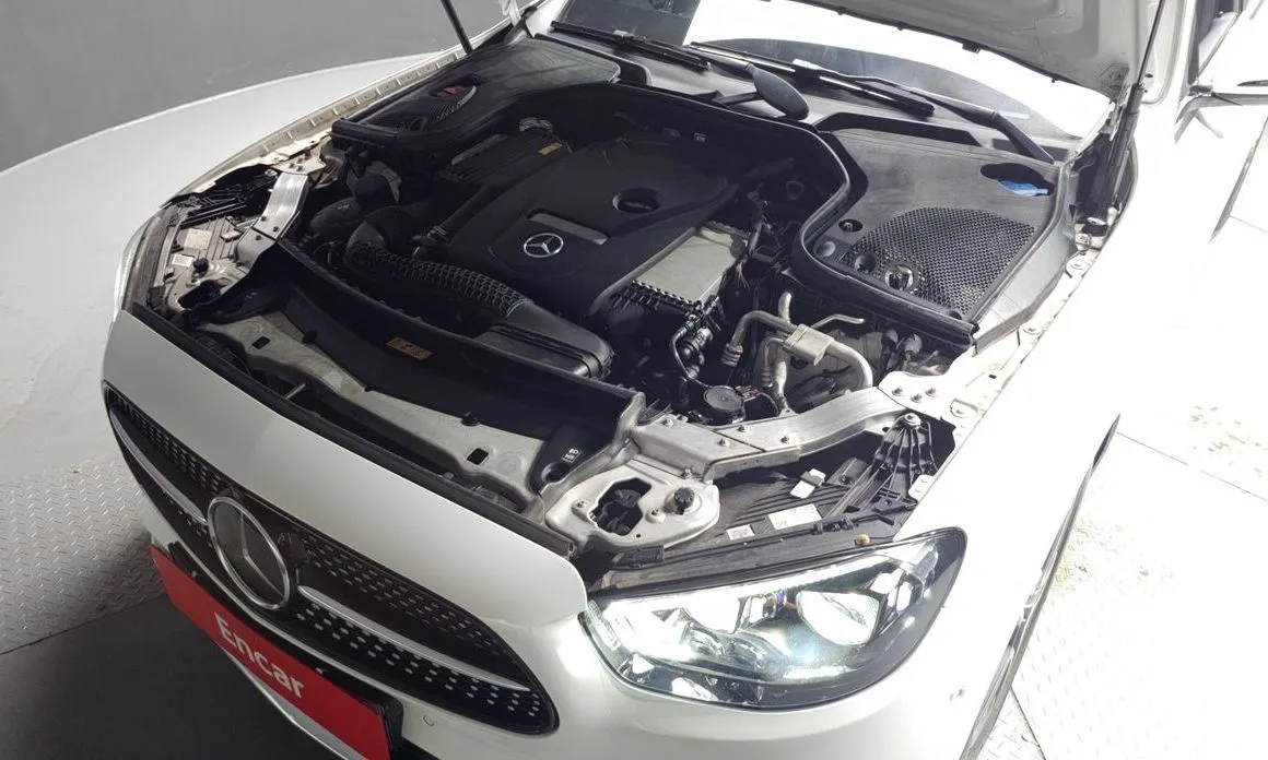 Mercedes-Benz E-Class 2023 из KR, фото 4