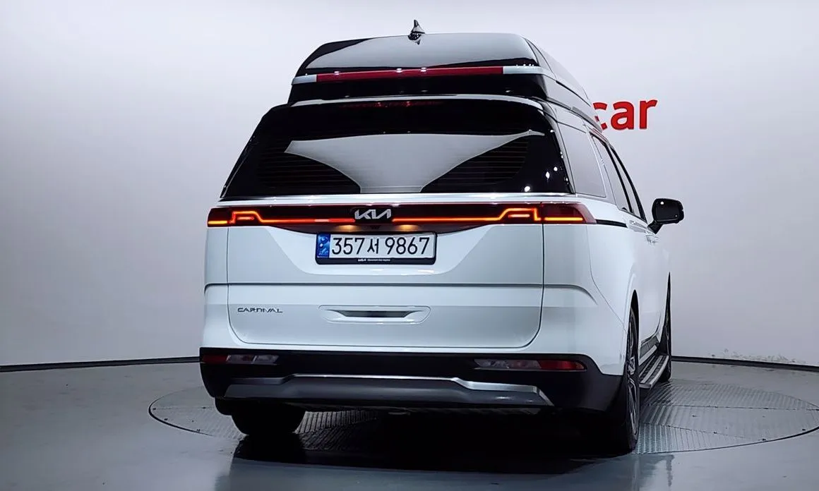 Kia Carnival — фото 10