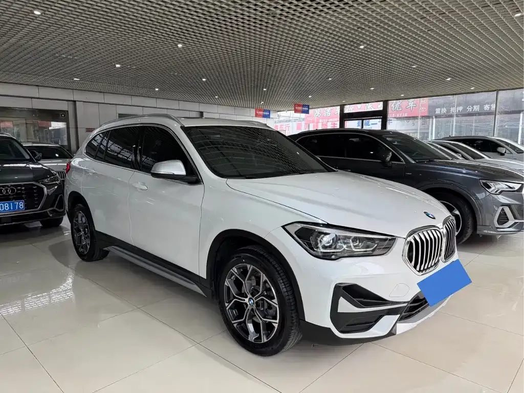 BMW X1 — фото 2