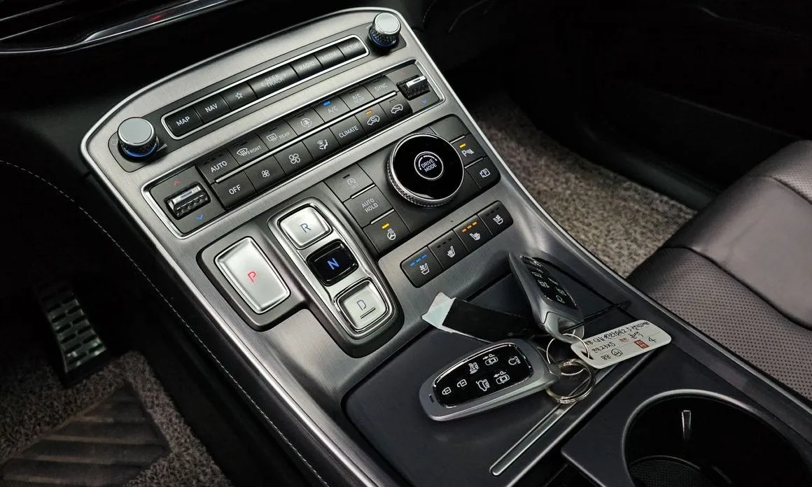 Hyundai Santafe — фото 3