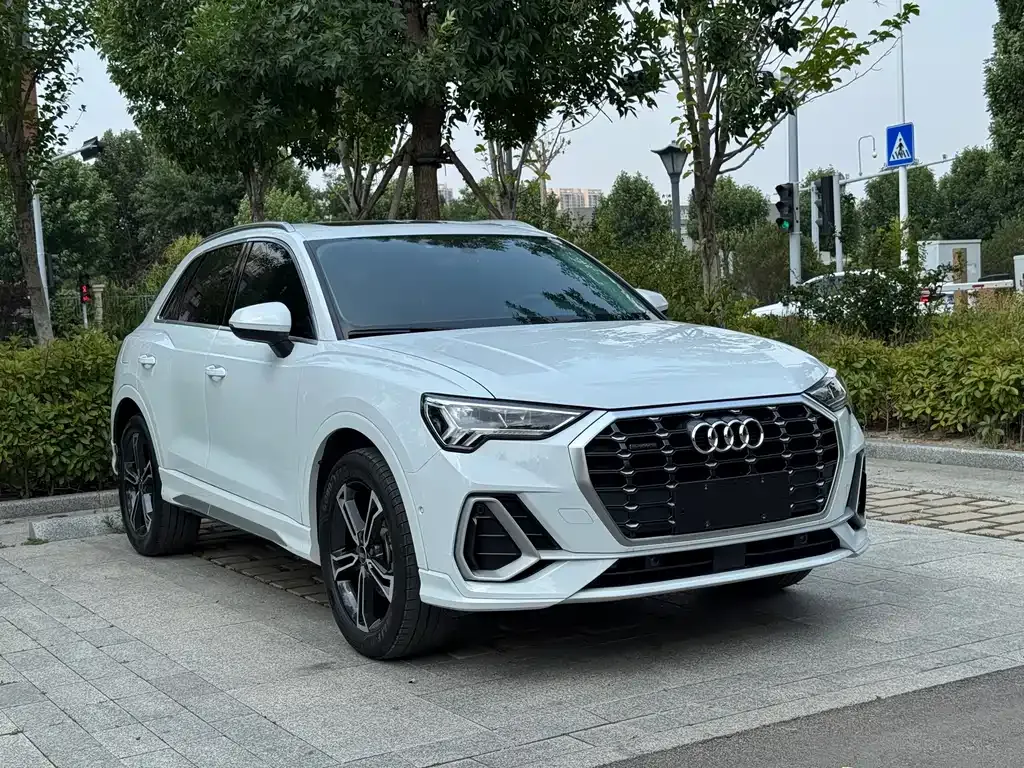 Audi Q3 — фото 5