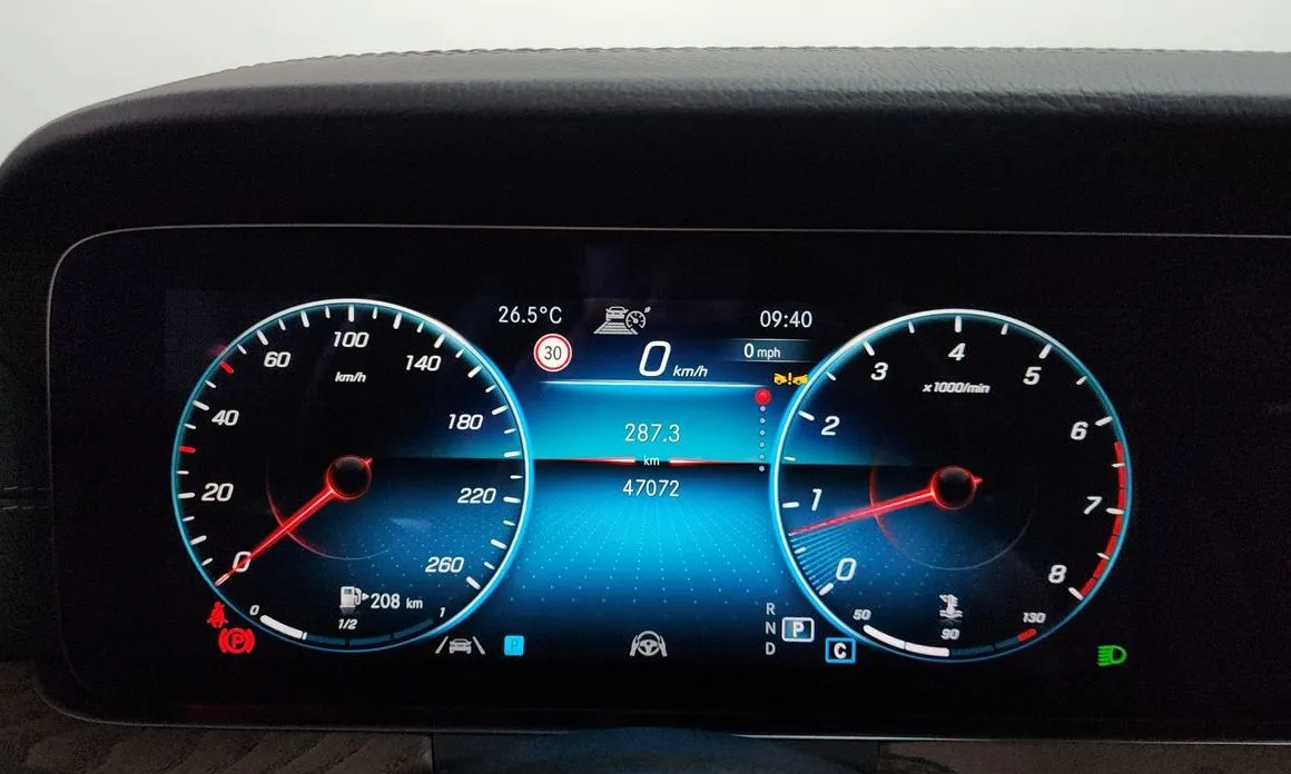 Mercedes-Benz E-Class 2023 из KR, фото 5