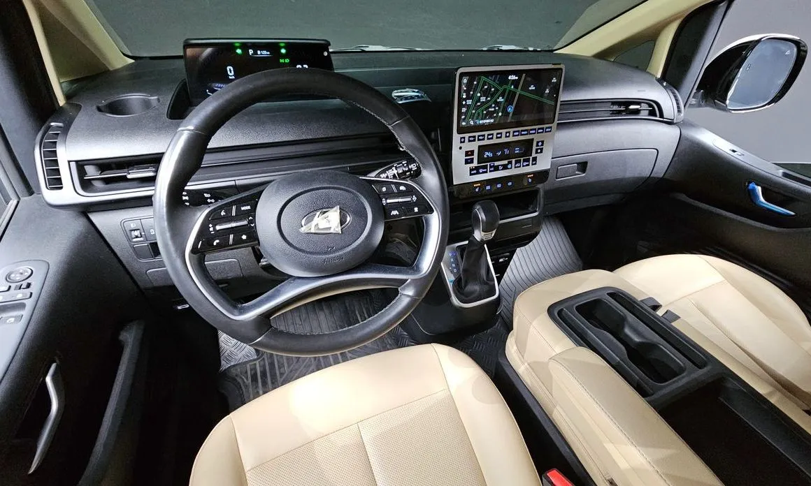 Hyundai Staria — фото 3